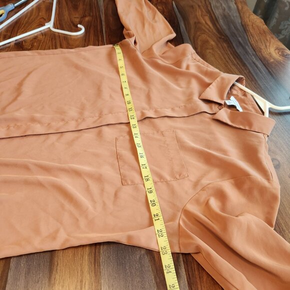Classy Nine West Shiny Button Down Dress Shirt Top Coral Orange Pastel Large - Picture 9 of 10